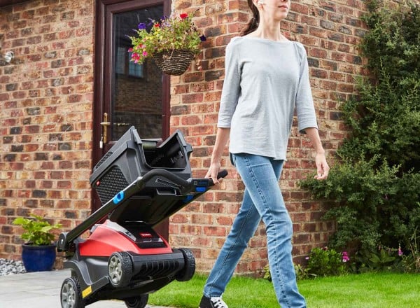 14″ (36 cm) eMulticycler 60V MAX* Battery Mower